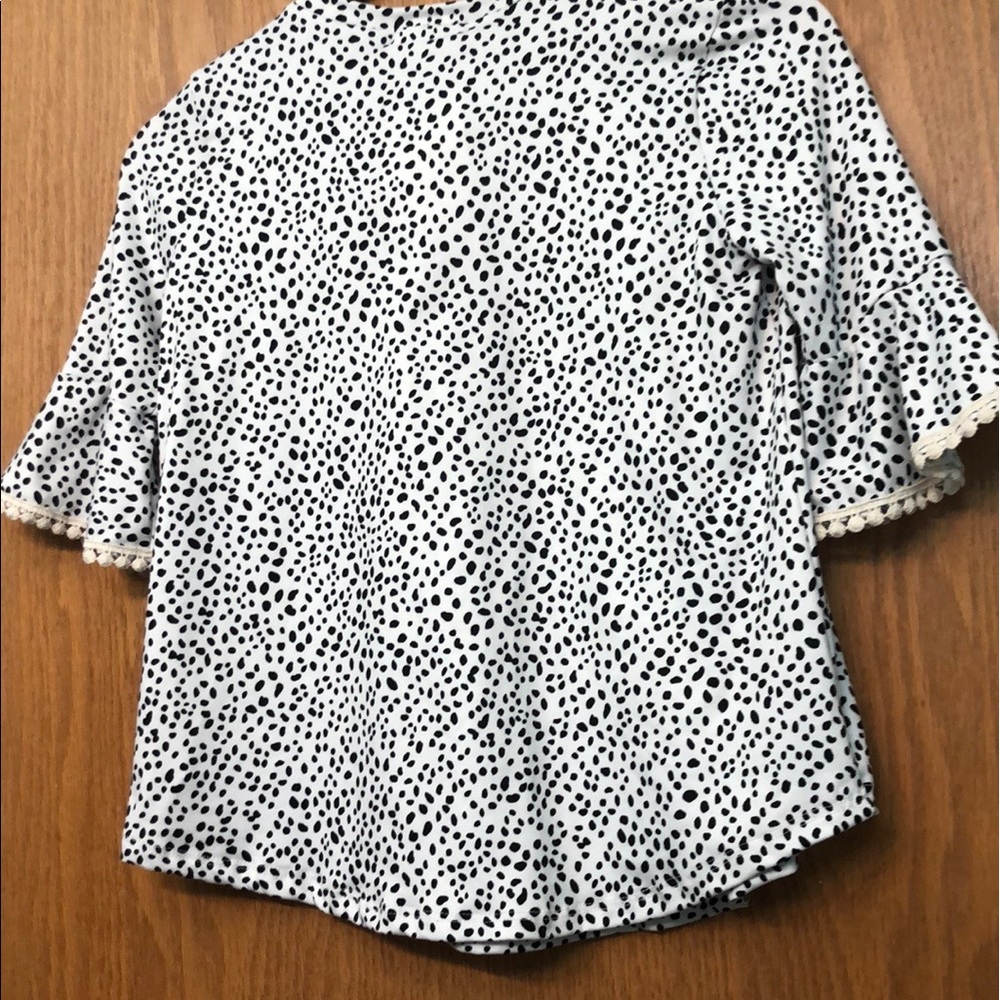 ruffle shirt polka dot shirt XL NWT Reb in J. White black exaggerated ruffle top - Picture 15 of 16